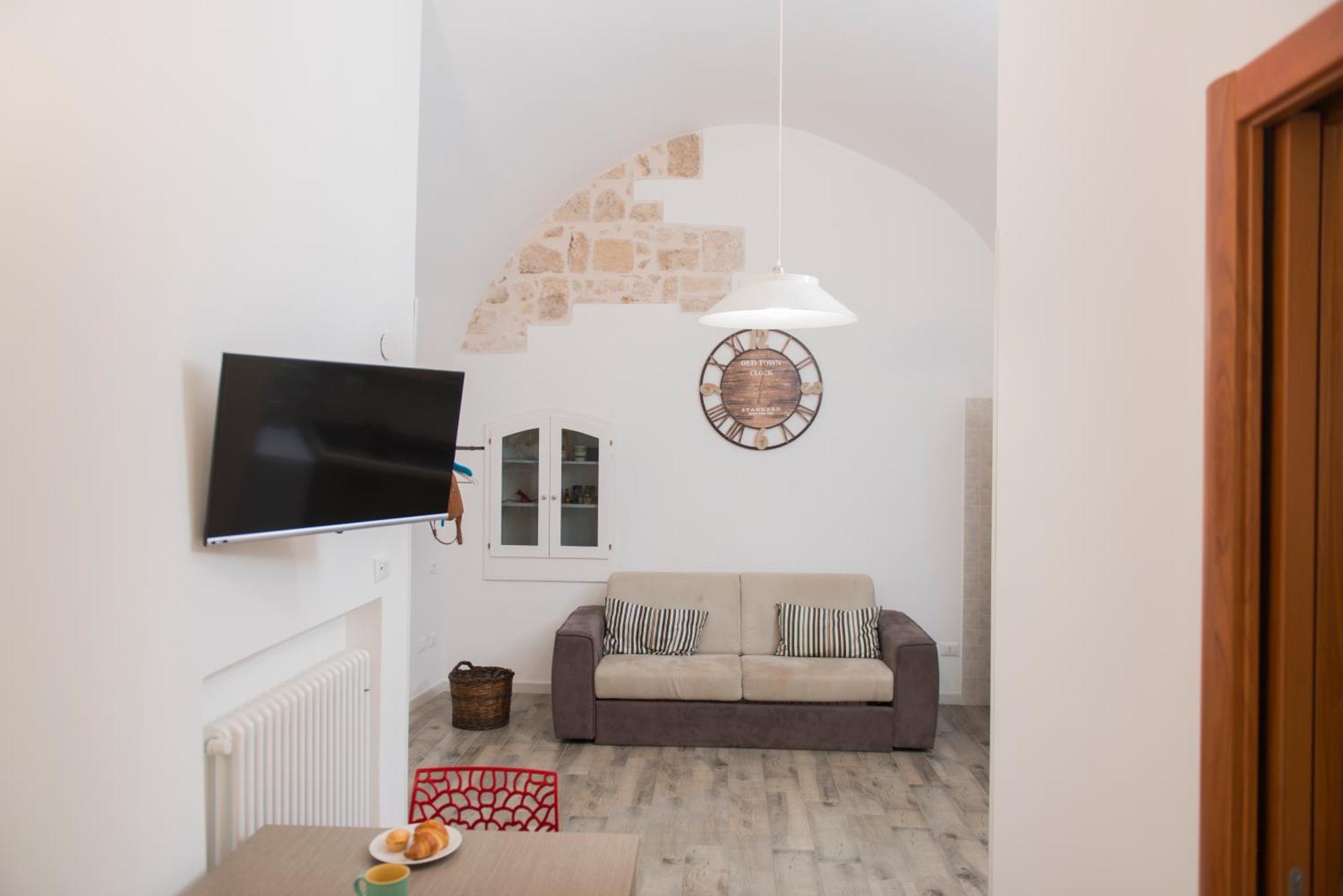 モノーポリA Casa Di Laviniaアパートメント エクステリア 写真
